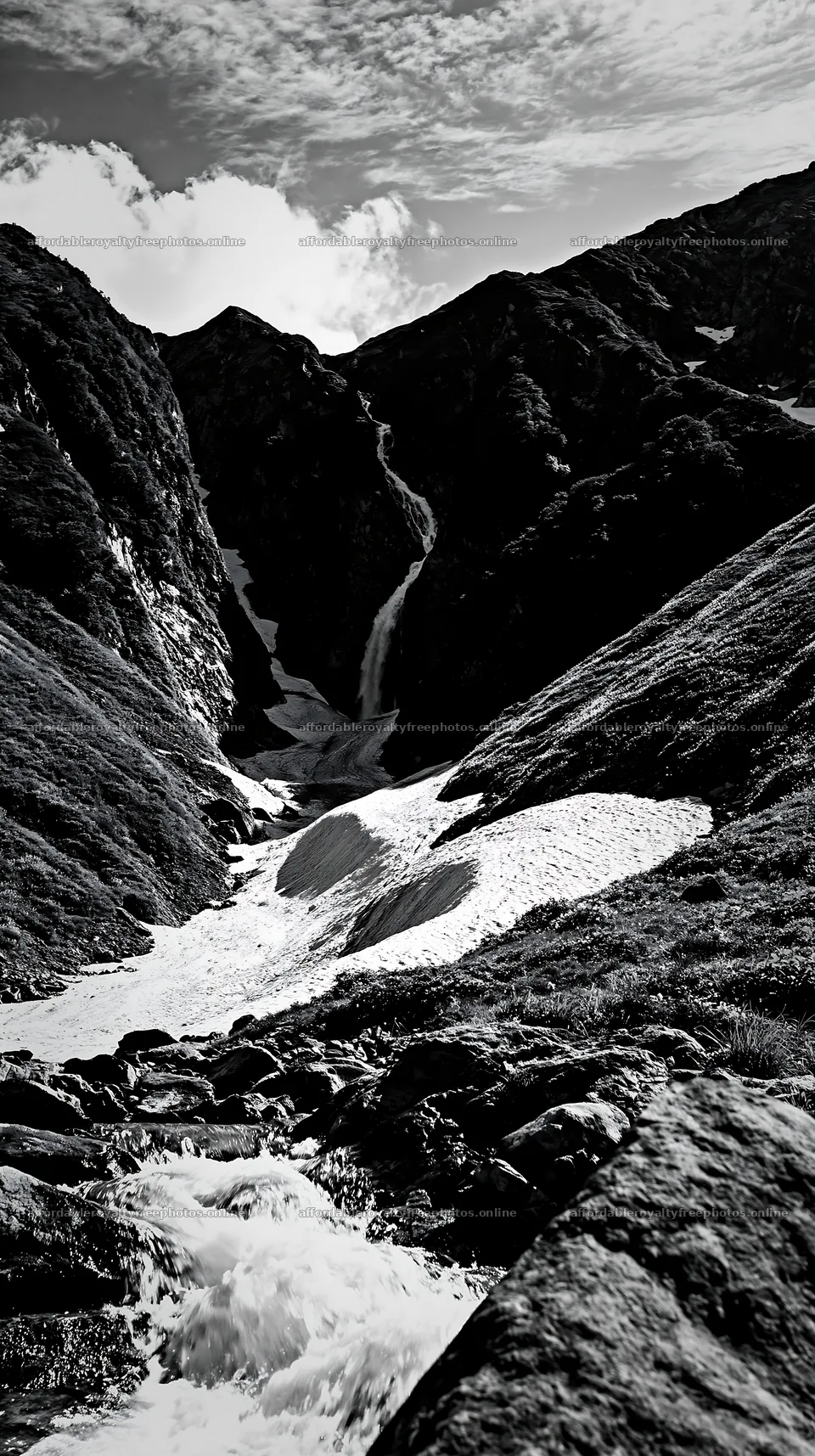 Toyama alpine meadow snowmelt and rocky foreground – royalty-free photos 5938x10608